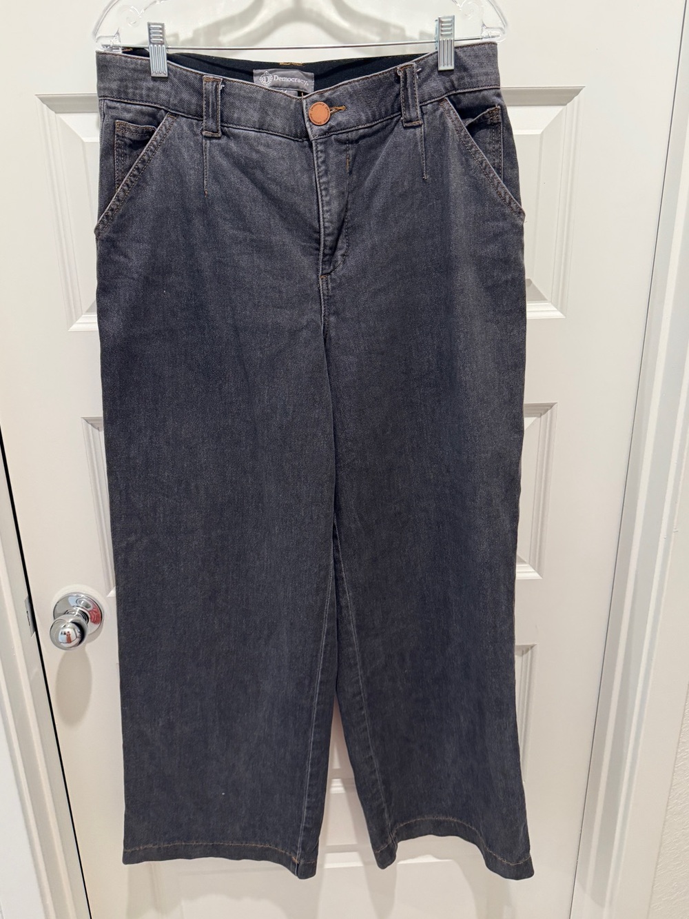 Democracy high rise Wide-Leg Jeans in Charcoal Gray